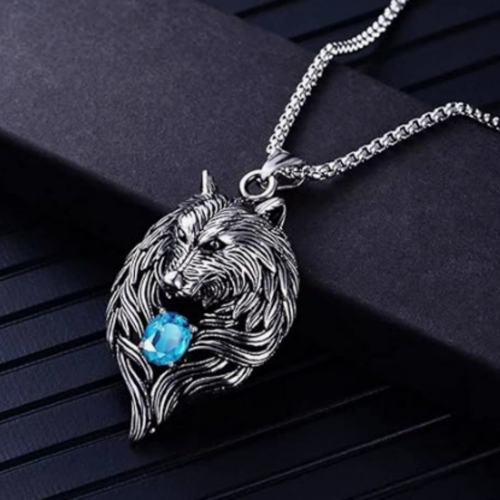 New Turquoise Wolf Head Pendant Chain